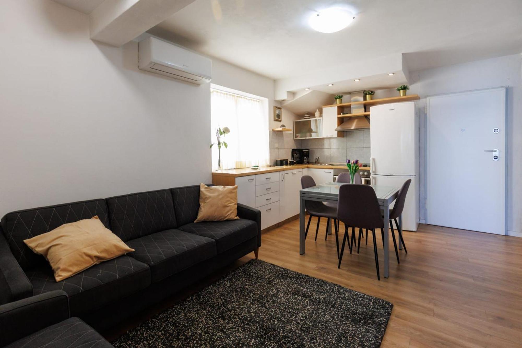Apartment Banjo Polo สปลิท ภายนอก รูปภาพ